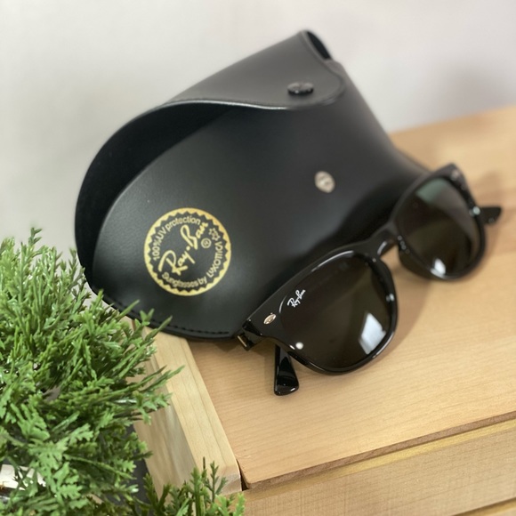 Ray-Ban RB4140 Sunglasses made in Italy - Picture 2 of 5